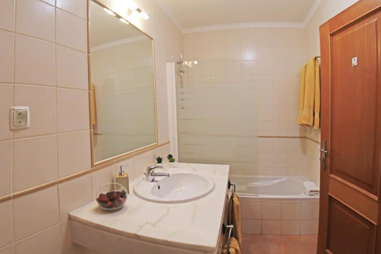 Apartment Ml *
